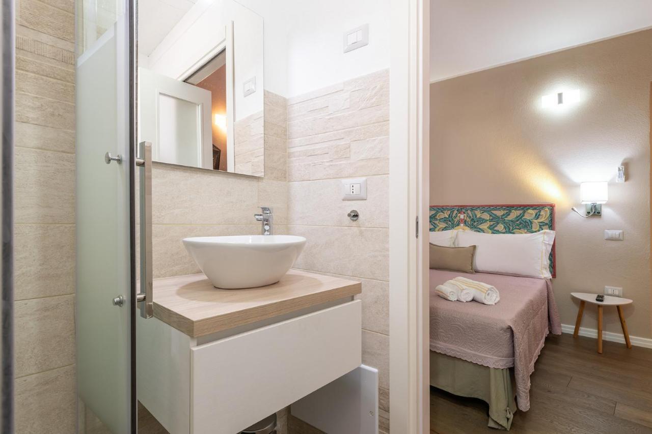 كالياري Promenade Boutique Rooms - City Centre المظهر الخارجي الصورة