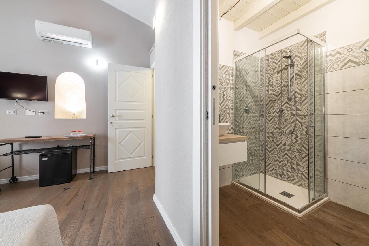كالياري Promenade Boutique Rooms - City Centre المظهر الخارجي الصورة