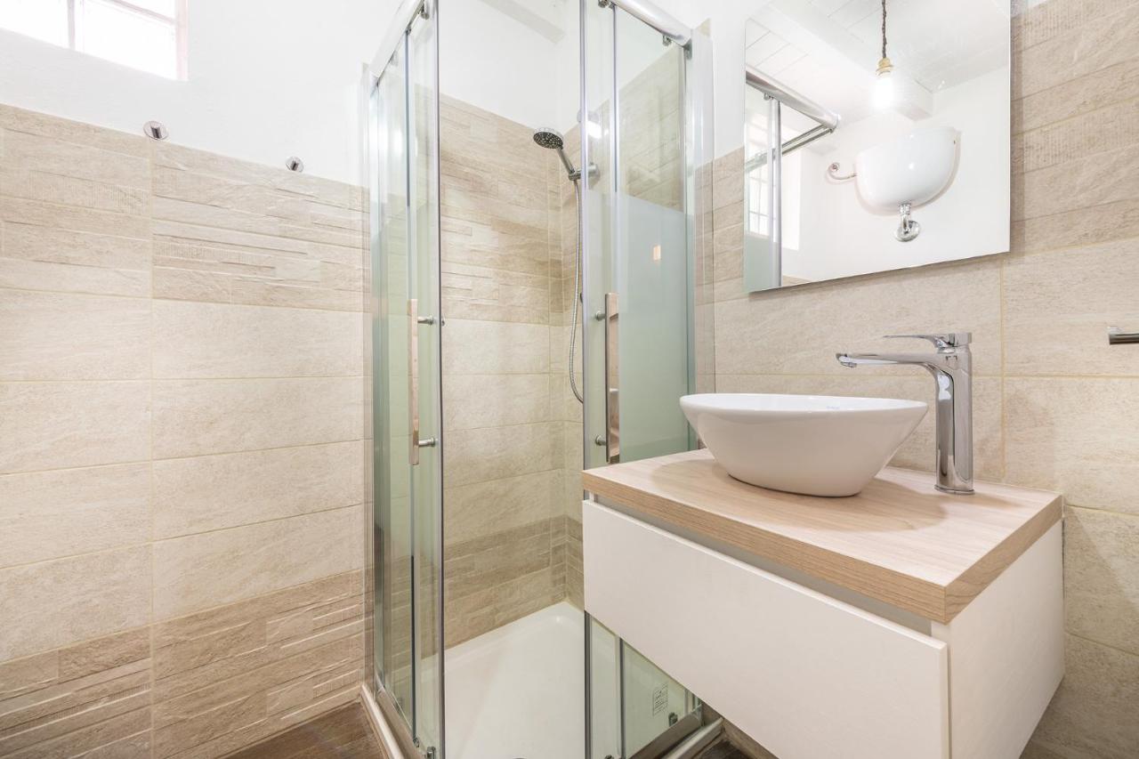 كالياري Promenade Boutique Rooms - City Centre المظهر الخارجي الصورة