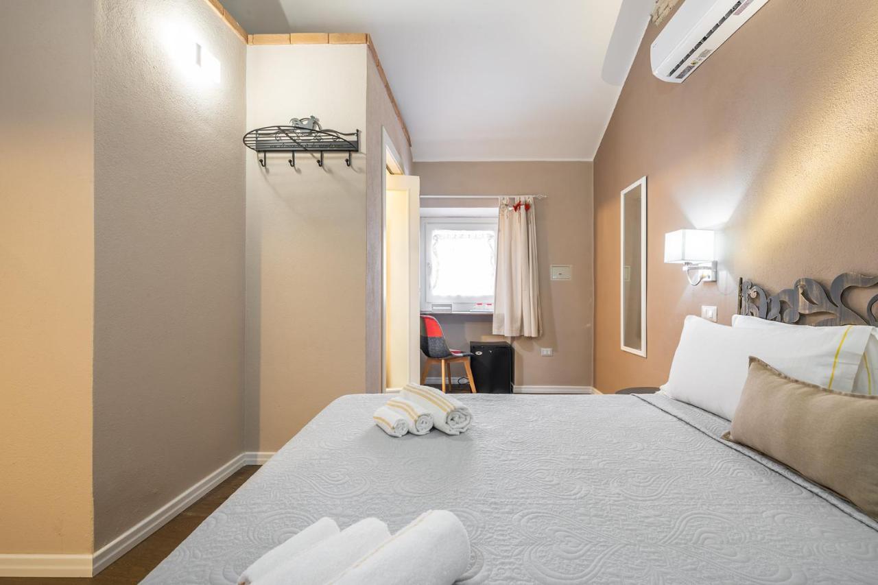 كالياري Promenade Boutique Rooms - City Centre المظهر الخارجي الصورة
